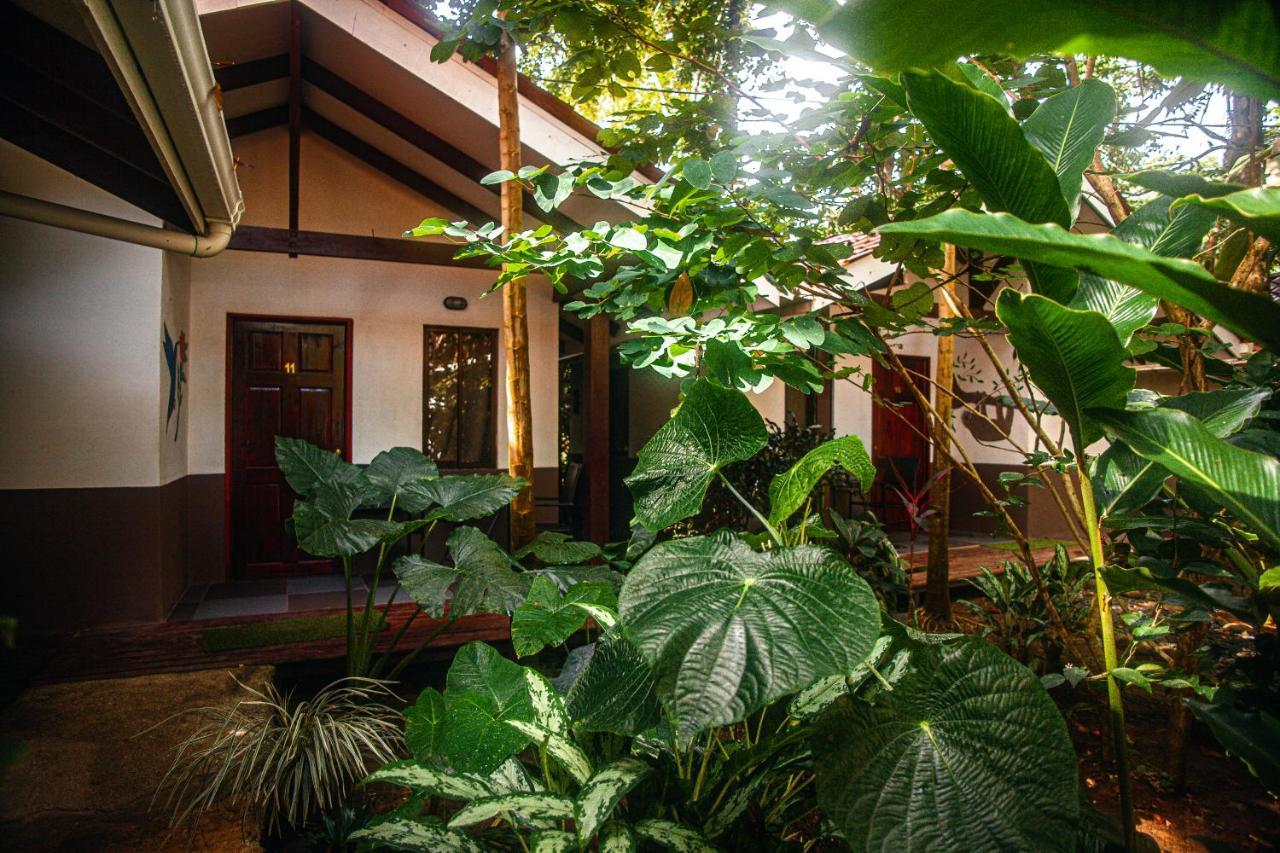 Bambutel Cocles Hotel Puerto Viejo de Talamanca